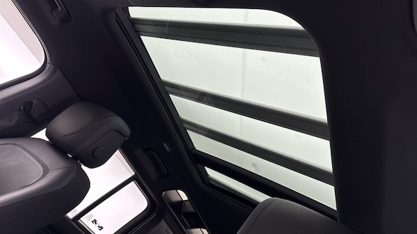 Used Land Rover Defender 110 2021 for sale - 76334562: Photo 6