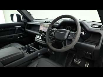 Used Land Rover Defender 90 2022 for sale - 74639350: Photo