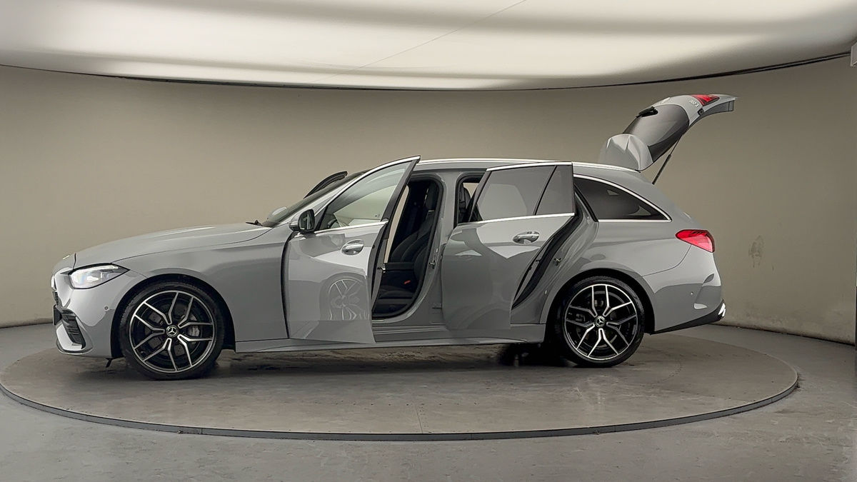 Used Mercedes-Benz C Class 2025 for sale - 77277063: Photo 47