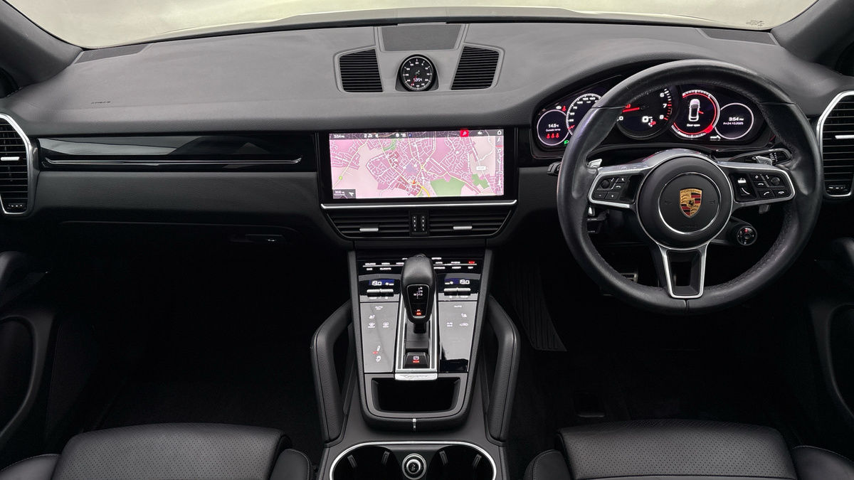 Used Porsche Cayenne 2021 for sale - 75704604: Photo 12