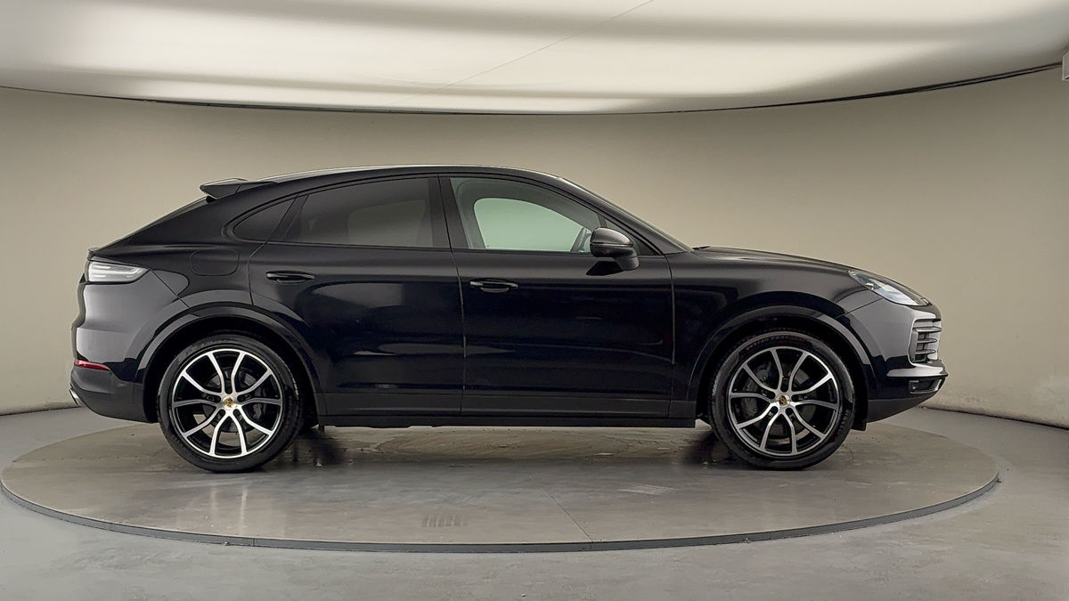 Used Porsche Cayenne 2021 for sale - 75704604: Photo 16