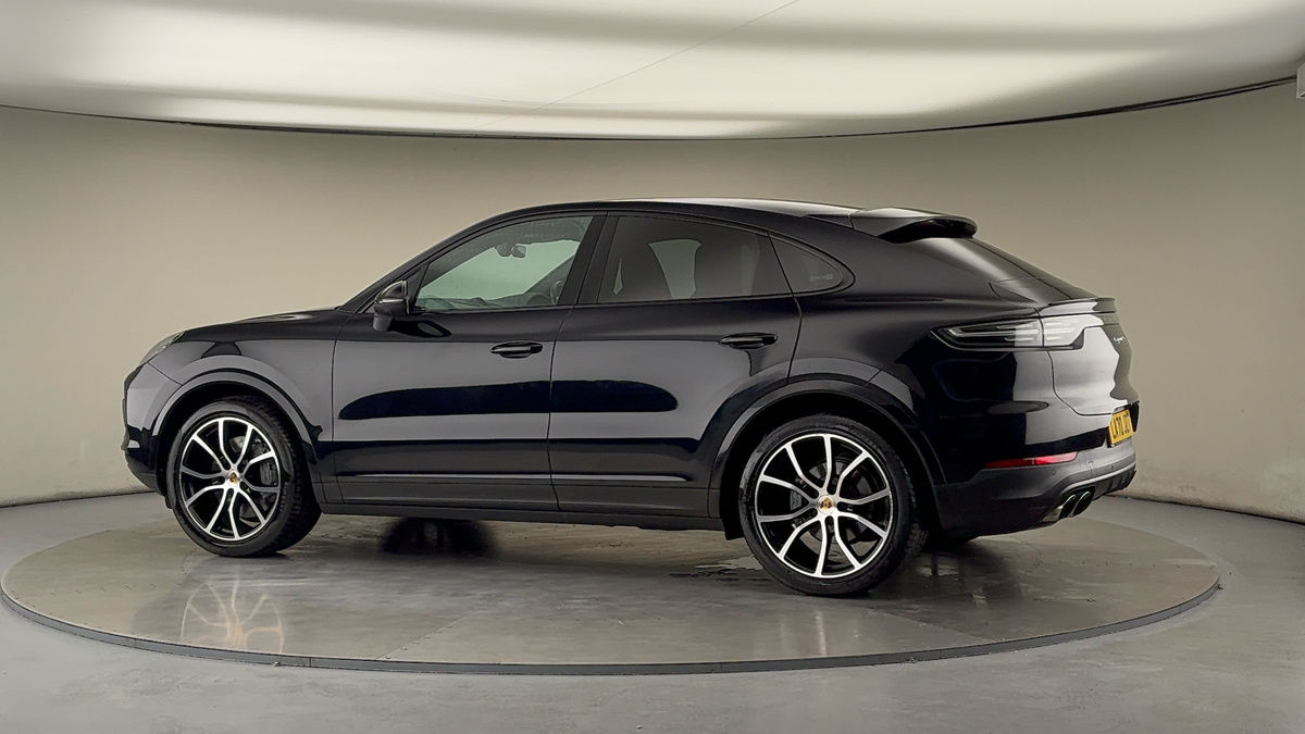 Used Porsche Cayenne 2021 for sale - 75704604: Photo 29