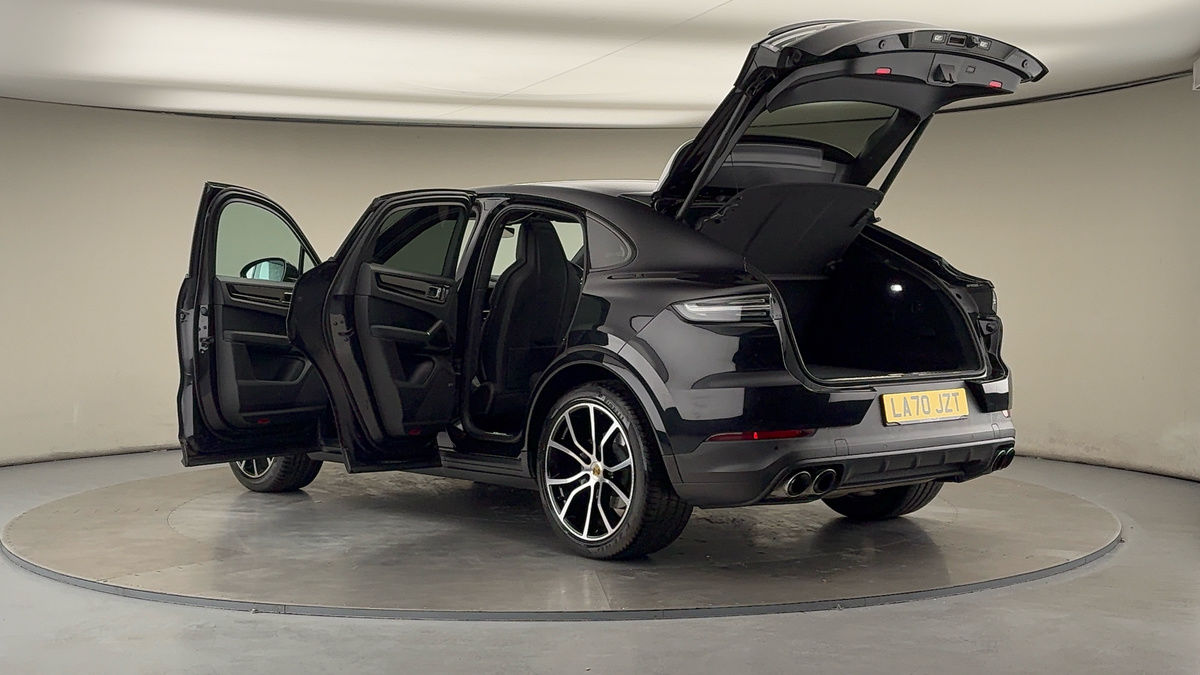 Used Porsche Cayenne 2021 for sale - 75704604: Photo 46