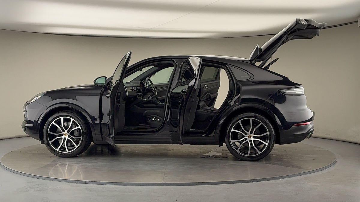 Used Porsche Cayenne 2021 for sale - 75704604: Photo 49