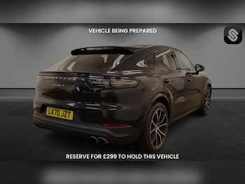 Used Porsche Cayenne 2021 for sale - 75704604: Photo