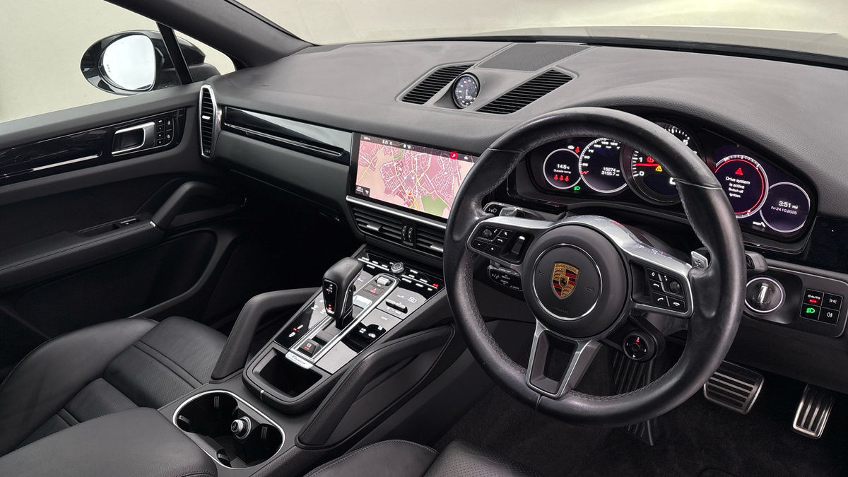 Used Porsche Cayenne 2021 for sale - 75704604: Photo 5