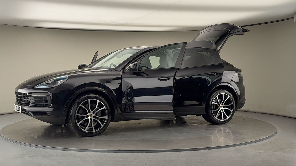 Used Porsche Cayenne 2021 for sale - 75704604: Photo 51