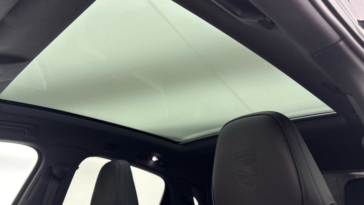 Used Porsche Cayenne 2021 for sale - 75704604: Photo 6