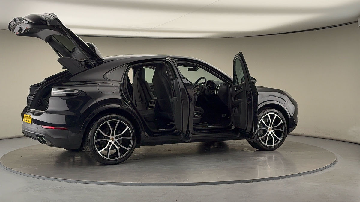 Used Porsche Cayenne 2021 for sale - 75704604: Photo 60