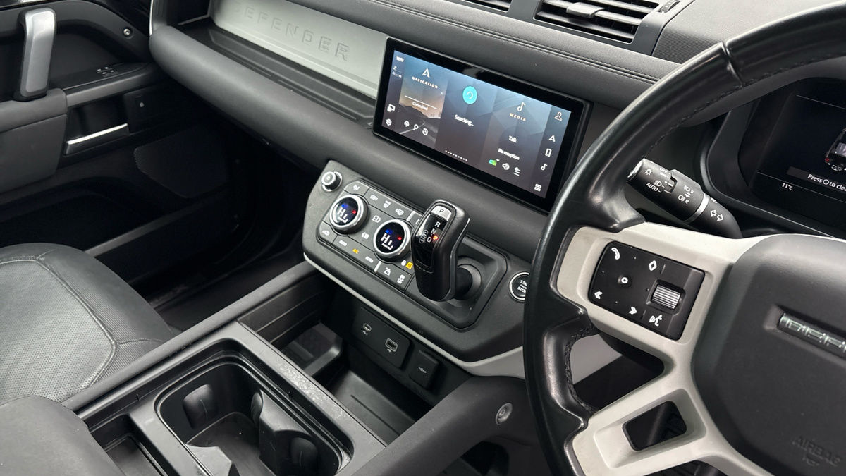 Used Land Rover Defender 2022 for sale - 77595027: Photo 18