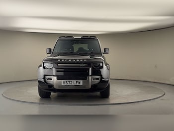 Used Land Rover Defender 2022 for sale - 77595027: Photo