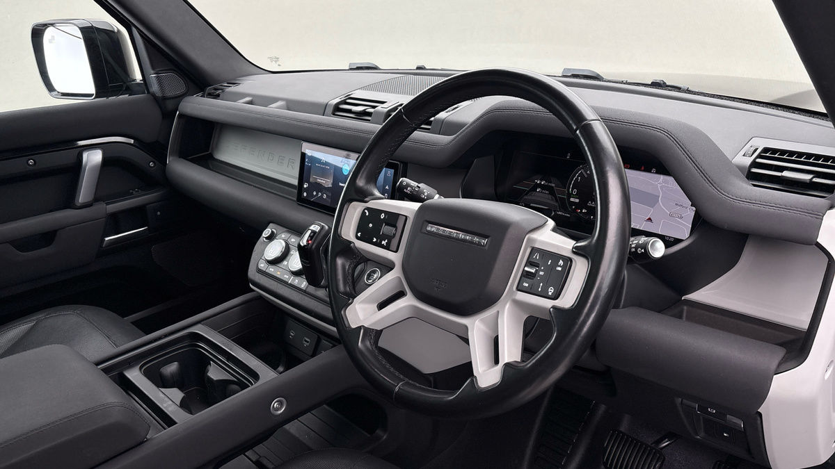 Used Land Rover Defender 2022 for sale - 77595027: Photo 5