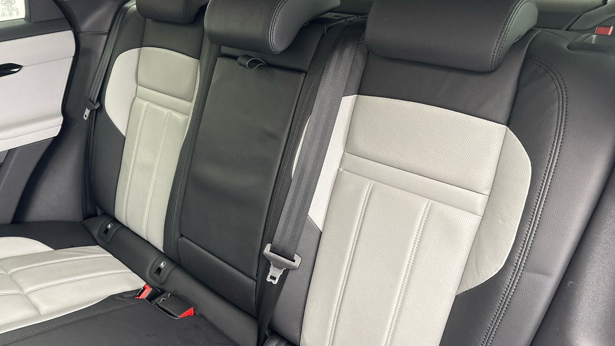 Used Land Rover Range Rover Evoque 2023 for sale - 77395057: Photo 8