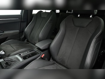 Used Audi Q3 2021 for sale - 75254651: Photo