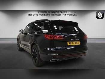 Used Volkswagen Touareg 2023 for sale - 77781273: Photo