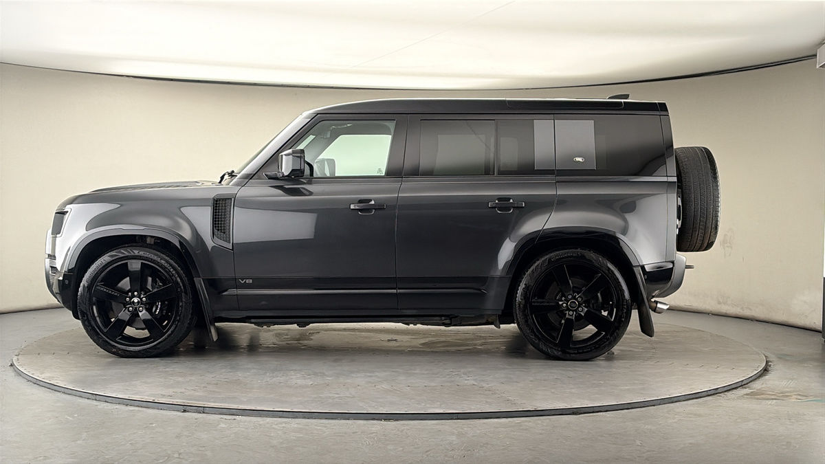 Used Land Rover Defender 2023 for sale - 78219477: Photo 15