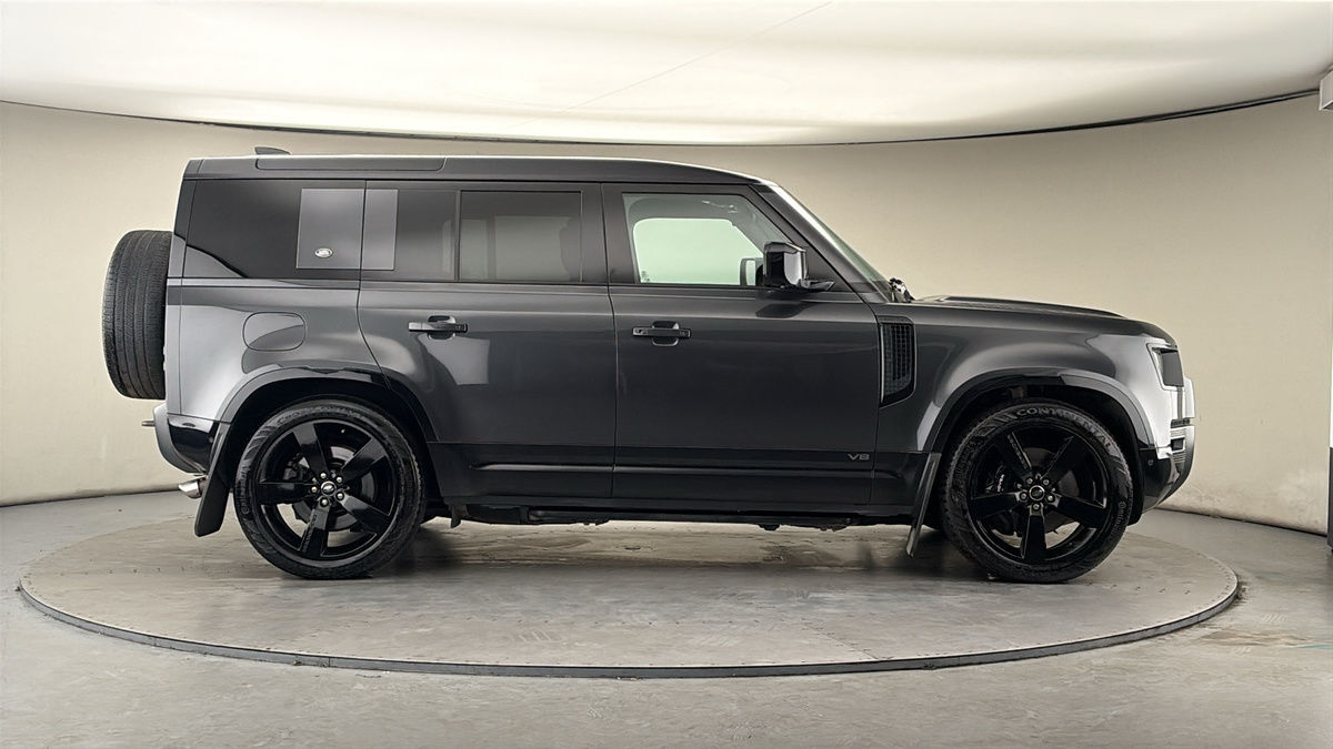 Used Land Rover Defender 2023 for sale - 78219477: Photo 16