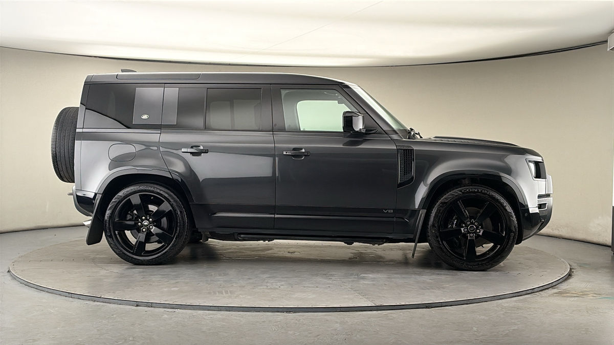 Used Land Rover Defender 2023 for sale - 78219477: Photo 37