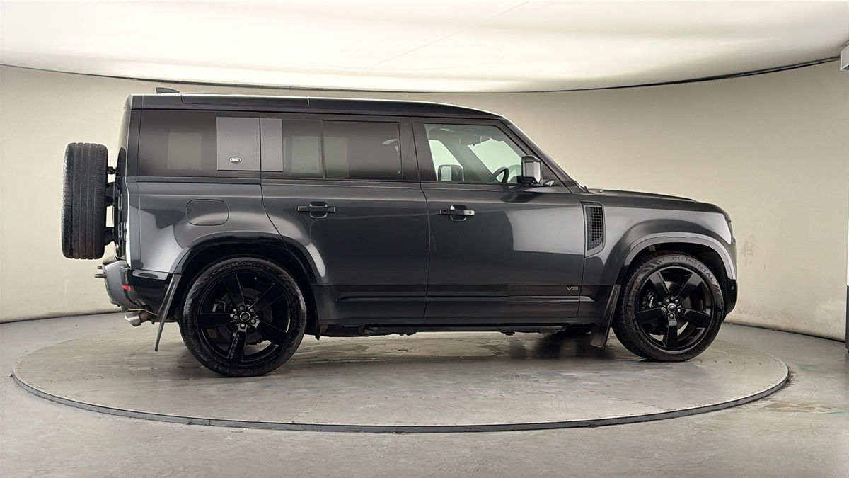 Used Land Rover Defender 2023 for sale - 78219477: Photo 38