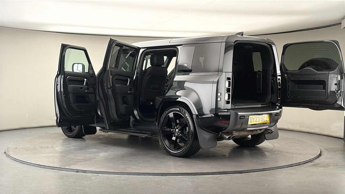 Used Land Rover Defender 2023 for sale - 78219477: Photo 44