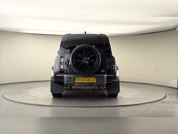 Used Land Rover Defender 2023 for sale - 78219477: Photo