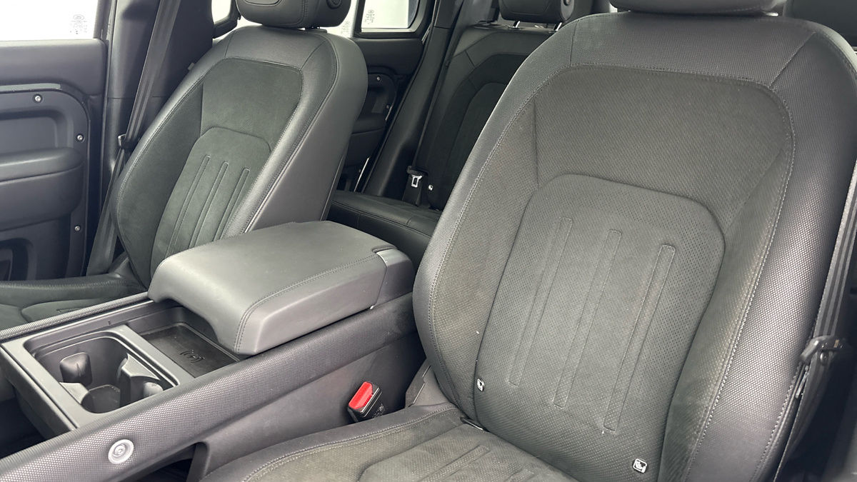 Used Land Rover Defender 2023 for sale - 78219477: Photo 7