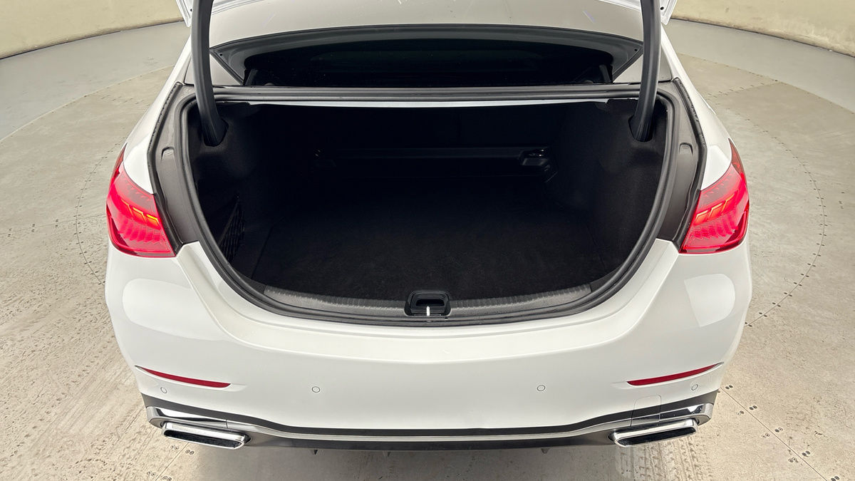 Used Mercedes-Benz C Class 2024 for sale - 77465448: Photo 11