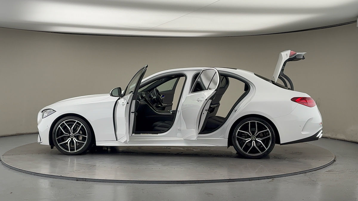 Used Mercedes-Benz C Class 2024 for sale - 77465448: Photo 47