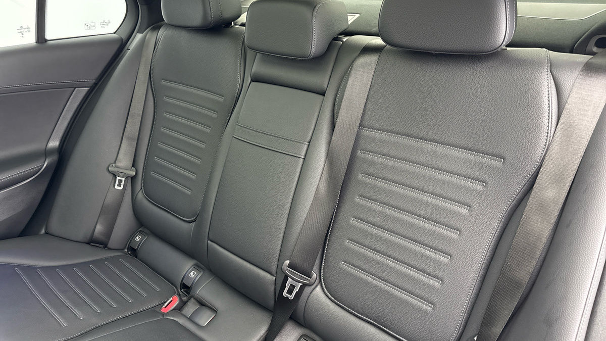 Used Mercedes-Benz C Class 2024 for sale - 77465448: Photo 8