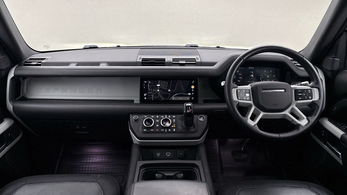 Used Land Rover Defender 110 2022 for sale - 76863670: Photo 12