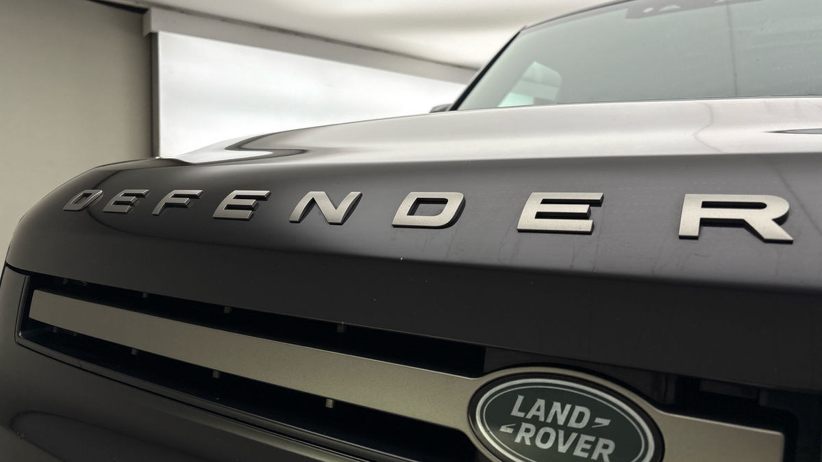 Used Land Rover Defender 110 2022 for sale - 76863670: Photo 24