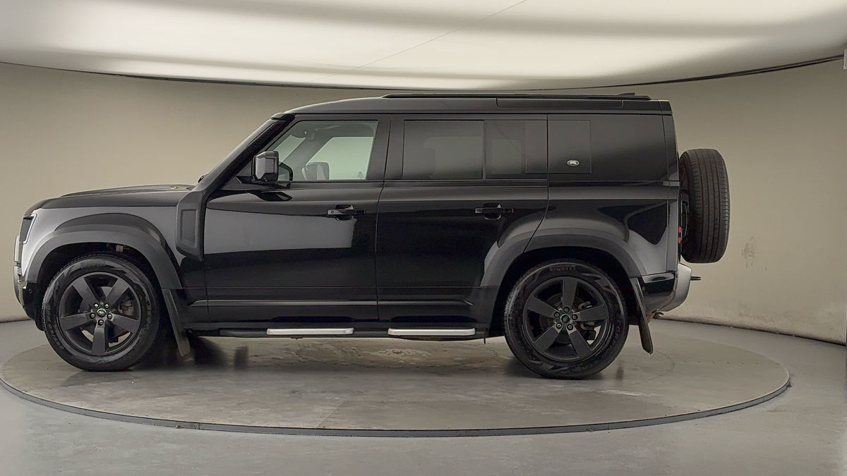 Used Land Rover Defender 110 2022 for sale - 76863670: Photo 27