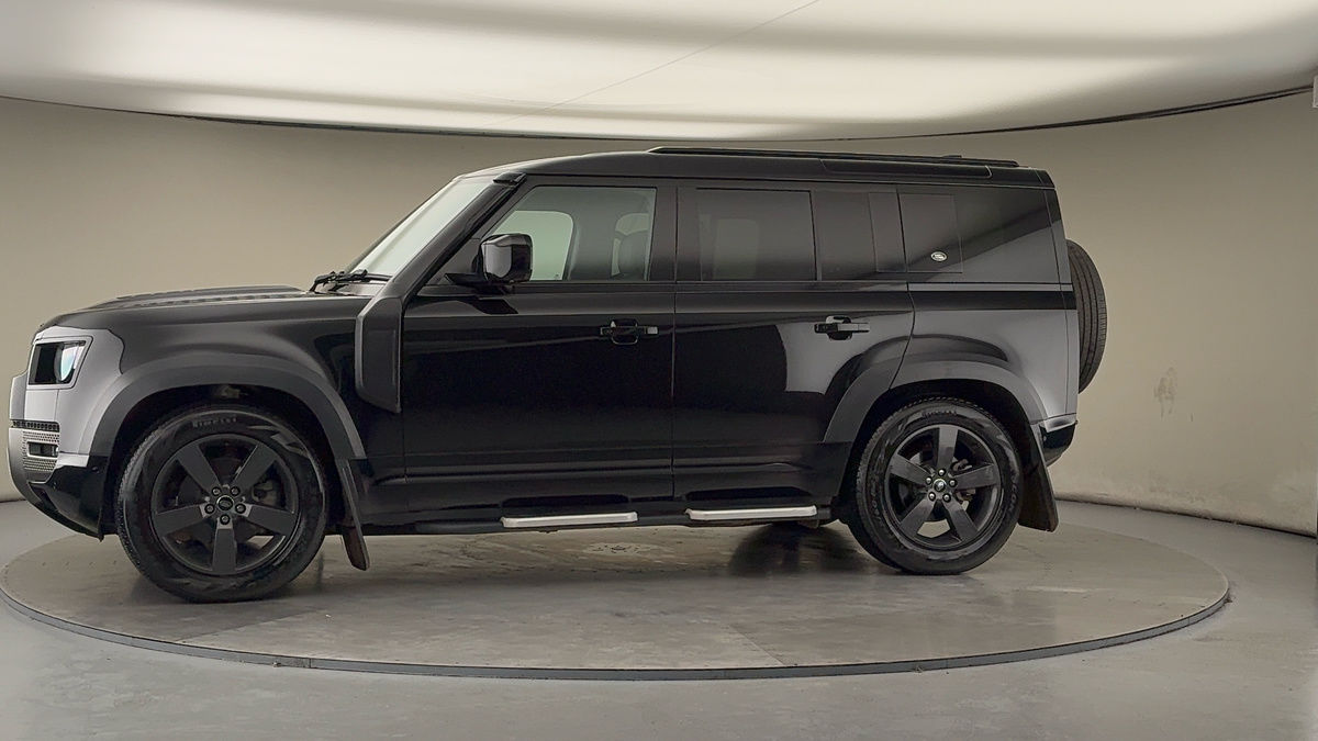 Used Land Rover Defender 110 2022 for sale - 76863670: Photo 28