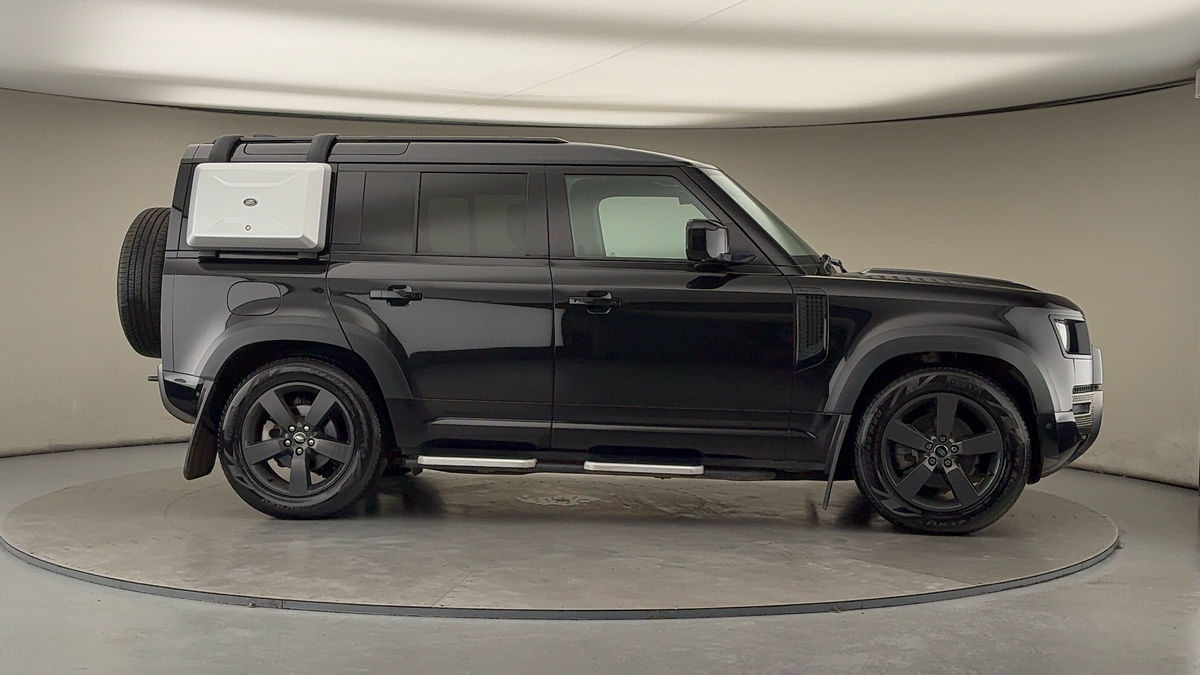 Used Land Rover Defender 110 2022 for sale - 76863670: Photo 36