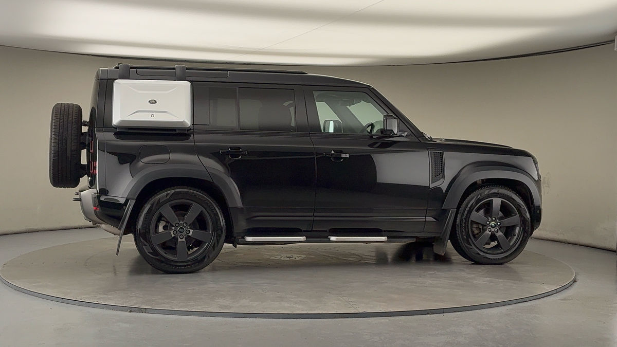 Used Land Rover Defender 110 2022 for sale - 76863670: Photo 37