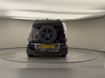 Used Land Rover Defender 110 2022 for sale - 76863670: Photo