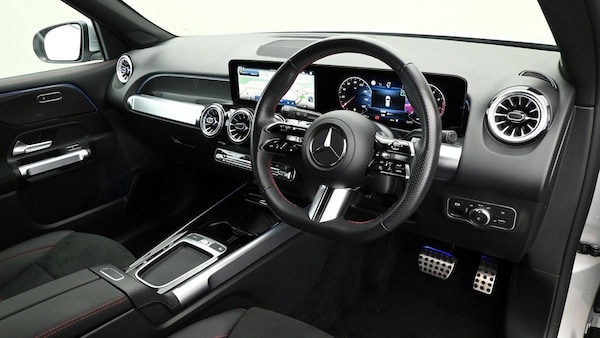Used Mercedes-Benz GLB 2024 for sale - 75322045: Photo 3
