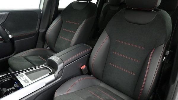 Used Mercedes-Benz GLB 2024 for sale - 75322045: Photo 4