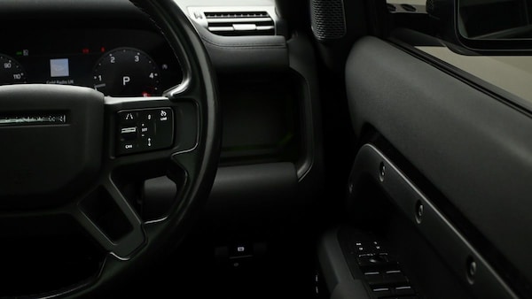 Used Land Rover Defender 110 2022 for sale - 75586748: Photo 16