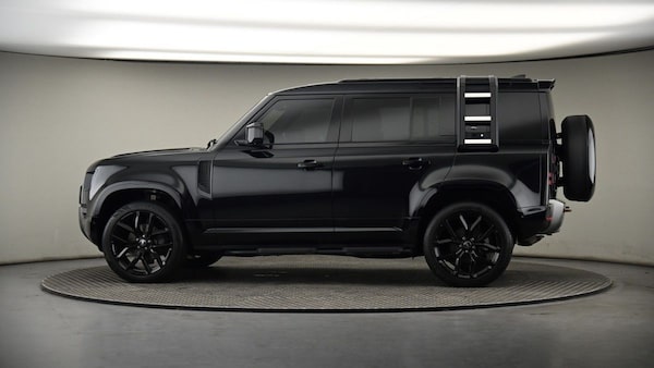 Used Land Rover Defender 110 2022 for sale - 75586748: Photo 36