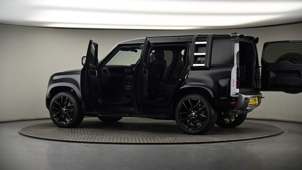 Used Land Rover Defender 110 2022 for sale - 75586748: Photo 52