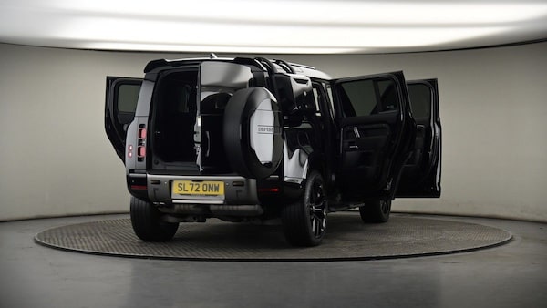 Used Land Rover Defender 110 2022 for sale - 75586748: Photo 55