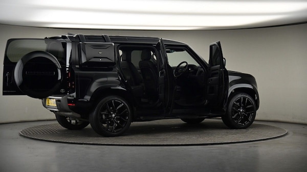 Used Land Rover Defender 110 2022 for sale - 75586748: Photo 57