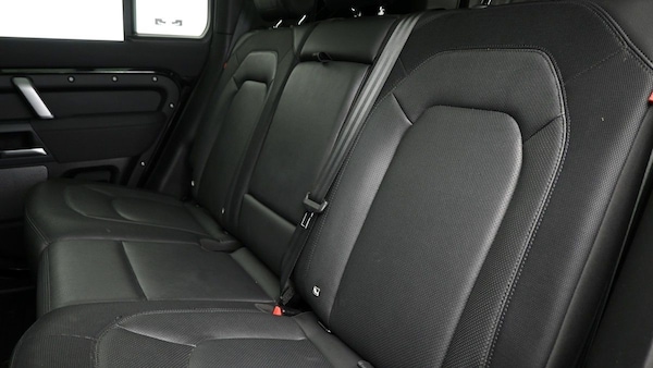 Used Land Rover Defender 110 2022 for sale - 75586748: Photo 5
