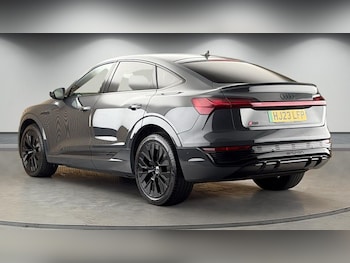 Used Audi Q8 e-tron 2023 for sale - 78750080: Photo