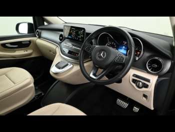 Used Mercedes-Benz V-Class 2023 for sale - 74796449: Photo