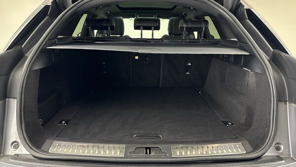 Used Land Rover Range Rover Velar 2021 for sale - 76081596: Photo 11