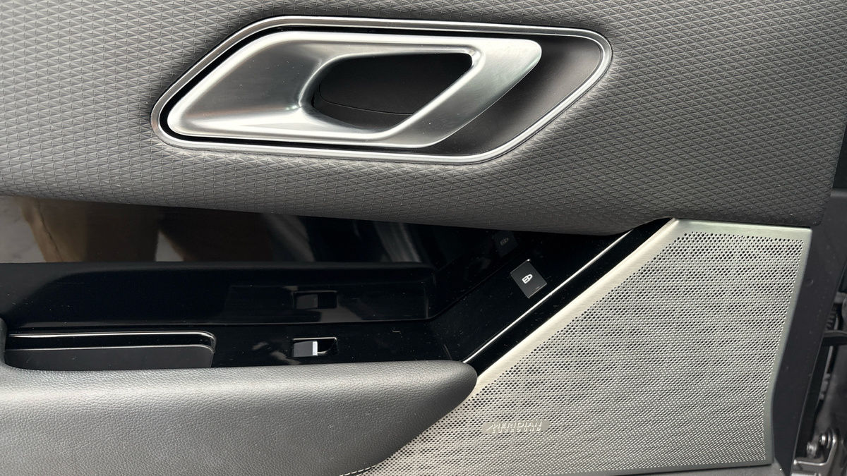 Used Land Rover Range Rover Velar 2021 for sale - 76081596: Photo 19