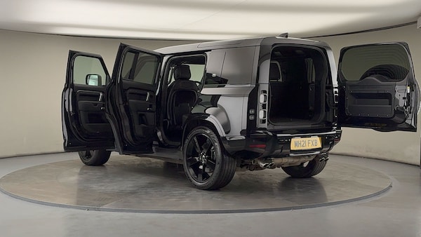 Used Land Rover Defender 110 2021 for sale - 75704602: Photo 43