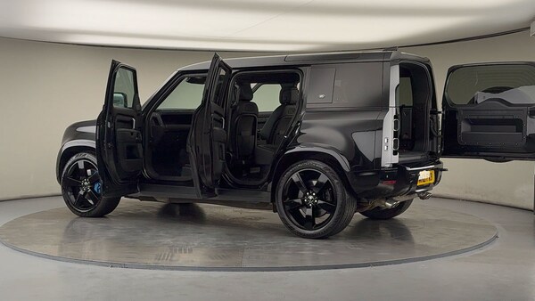 Used Land Rover Defender 110 2021 for sale - 75704602: Photo 45